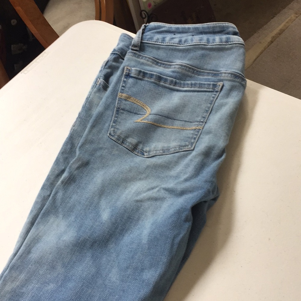 American Eagle size 8 jeans